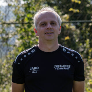 https://jsg-siegtal-heller.de/wp-content/uploads/2021/09/Wallmenroth-Jugend-69-scaled-e1631005600595-320x320.jpg